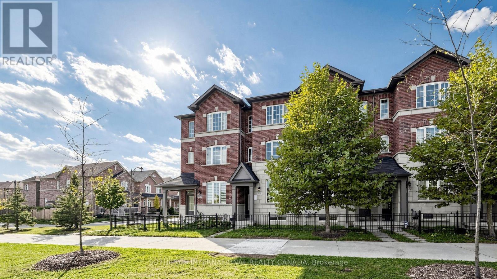 1972 Donald Cousens Parkway, Markham, ON photo 2