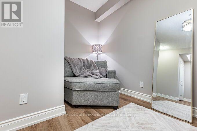219B- 9600 Yonge Street, Richmond Hill, ON photo 15