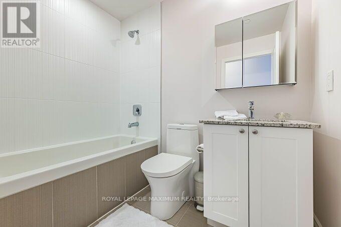 219B- 9600 Yonge Street, Richmond Hill, ON photo 20