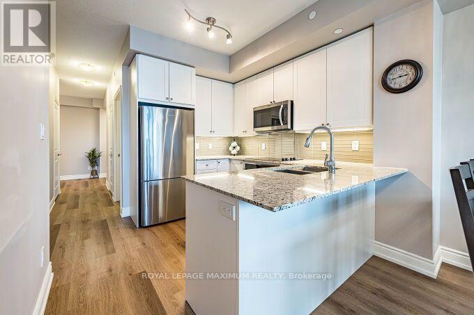 219B- 9600 Yonge Street, Richmond Hill, ON photo 27