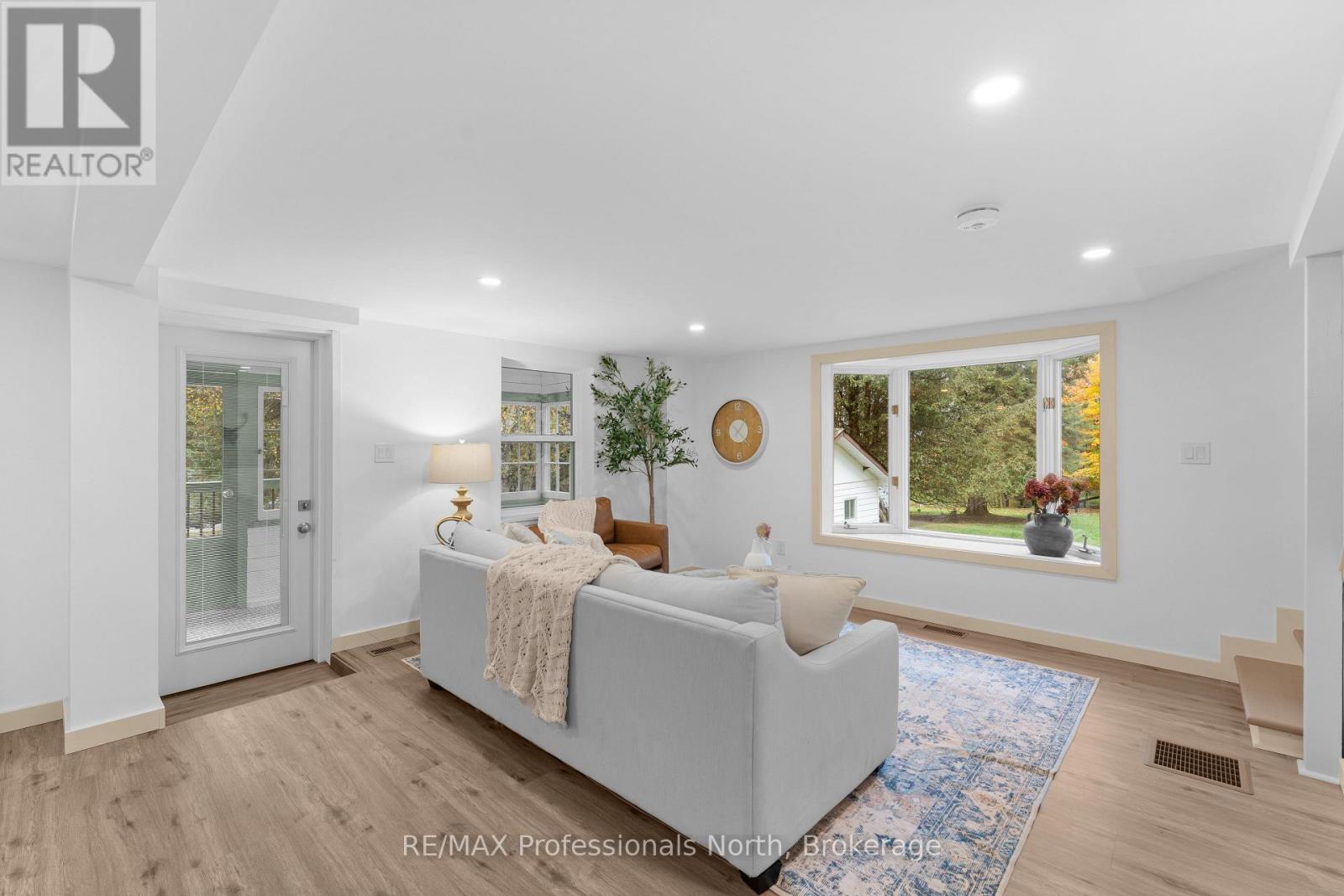 55 PARK STREET - 13