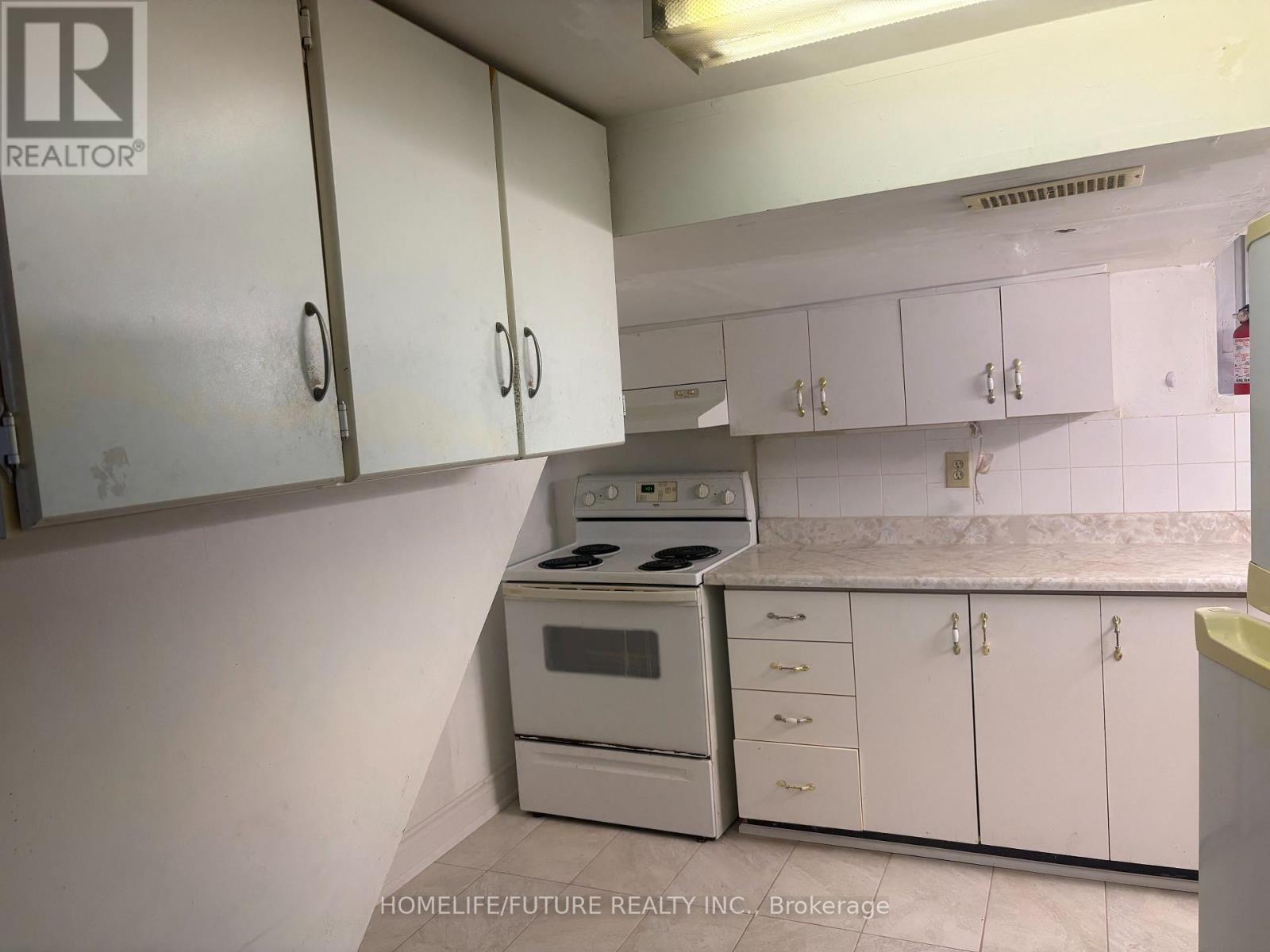 14 Shenley Unit Bsmt photo 4