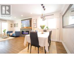 Living room - 3302 Cardross Road, Mississauga, ON L4X2N2 Photo 11