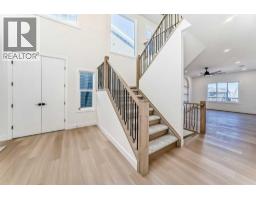 Bedroom - 407 Rivercrest Road, Cochrane, AB T4C3C6 Photo 17