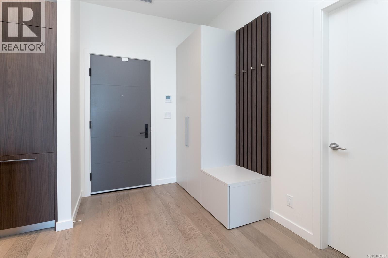 1504 2000 Hannington Road, Langford