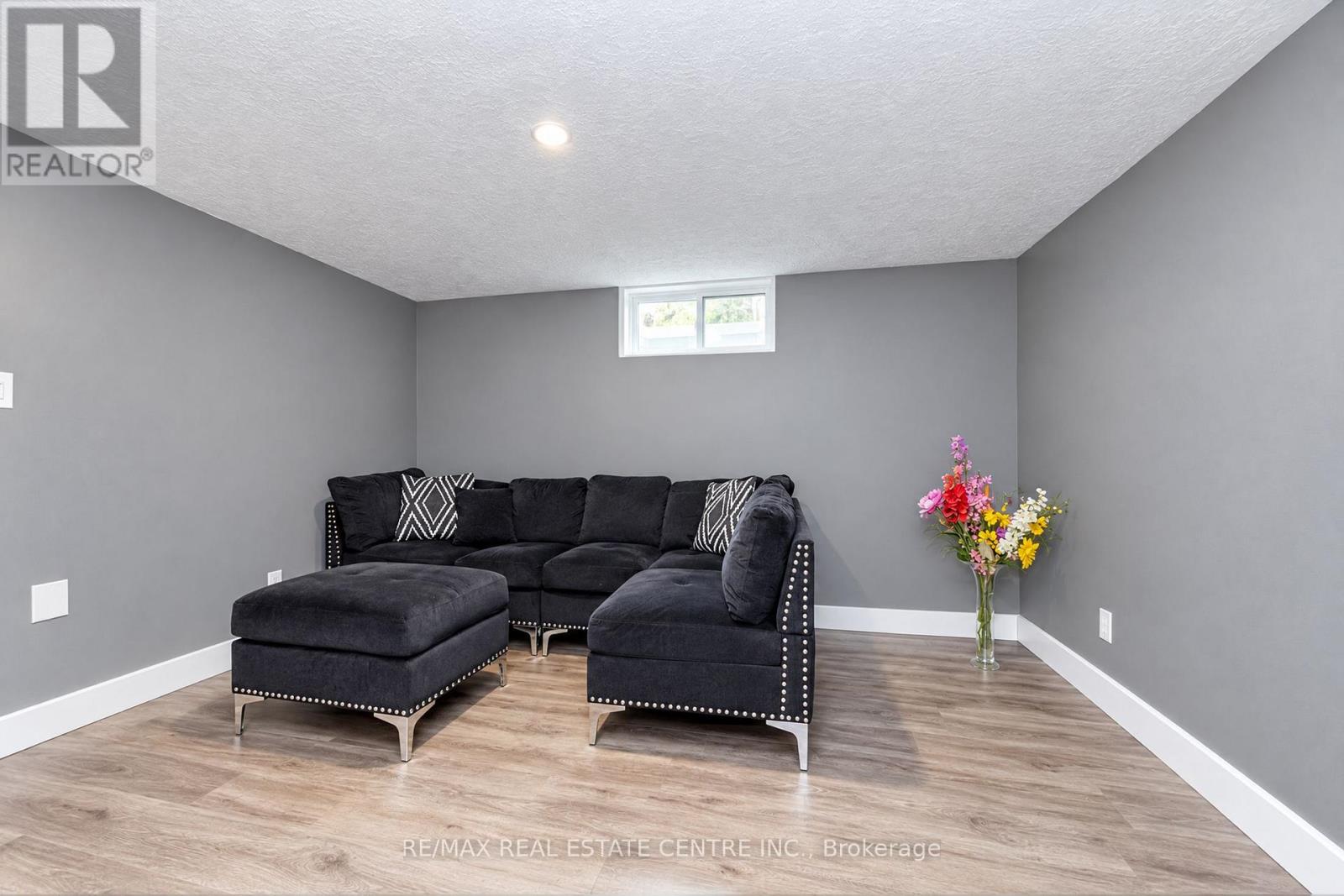 30 COWAN Avenue, London South, ON photo 34