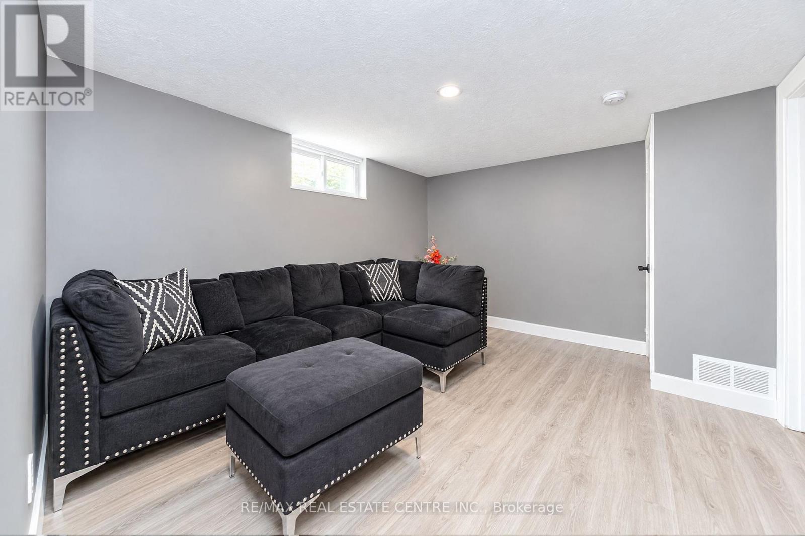 30 COWAN Avenue, London South, ON photo 40