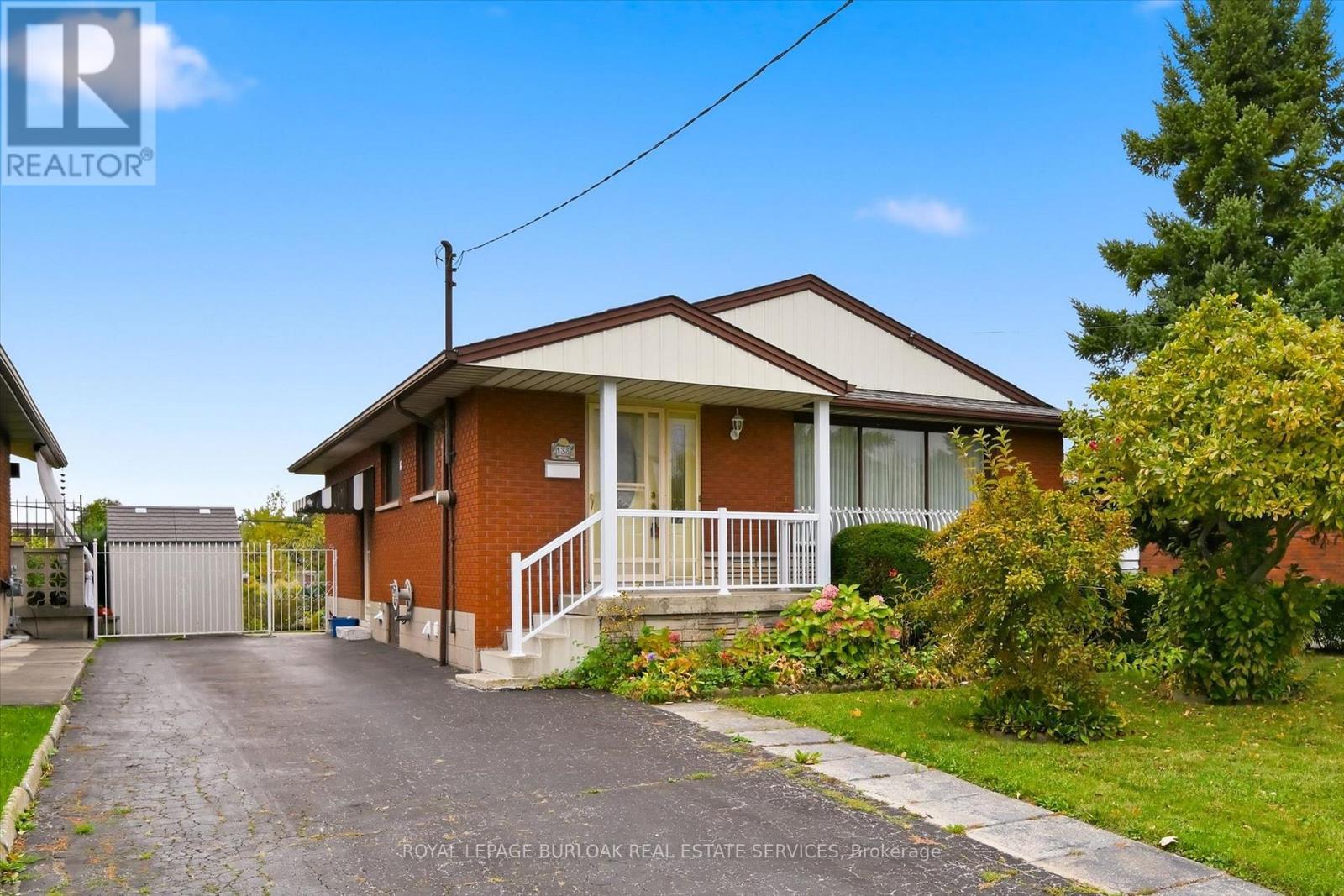 138 Luscombe Street, Hamilton, ON photo 1
