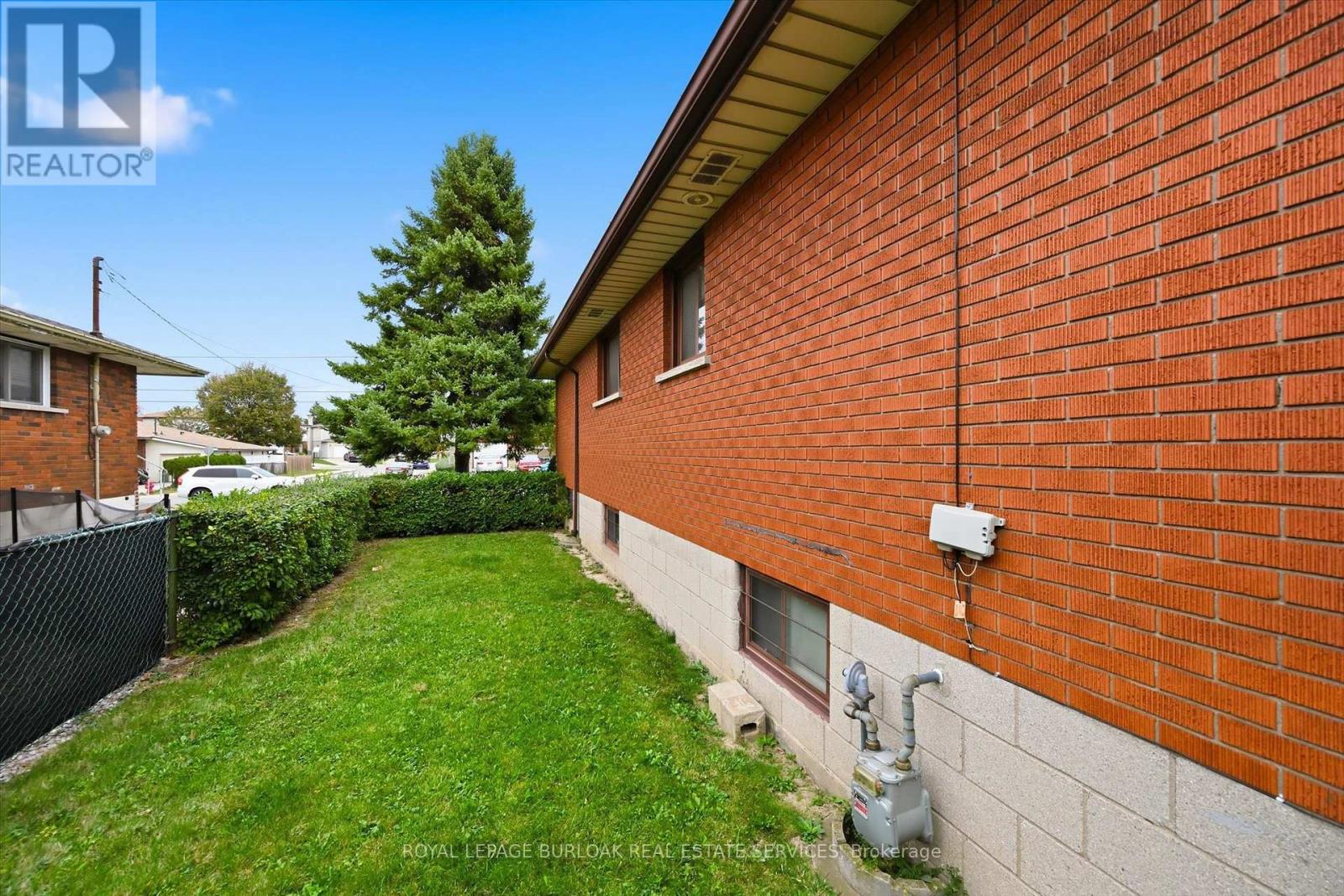 138 Luscombe Street, Hamilton, ON photo 31