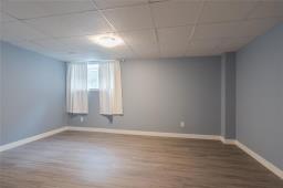 32 Berkeley Bend, Steinbach, MB R5G2K4 Photo 19