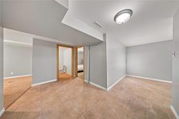 98 Whitehall Boulevard, Winnipeg, MB R2C0Y5 Photo 18
