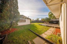 98 Whitehall Boulevard, Winnipeg, MB R2C0Y5 Photo 23
