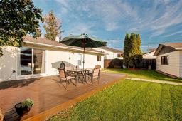 98 Whitehall Boulevard, Winnipeg, MB R2C0Y5 Photo 24