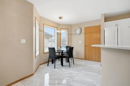 47 Wyndstone Circle, East St Paul, MB R2E0L8 Photo 8