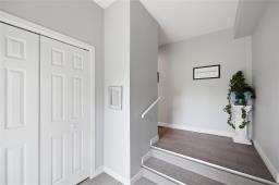 90 Turnbull Drive, Winnipeg, MB R3V1X2 Photo 19
