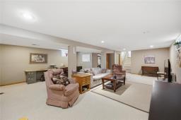 90 Turnbull Drive, Winnipeg, MB R3V1X2 Photo 25