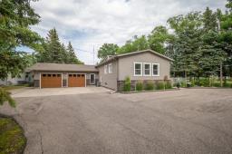 90 Turnbull Drive, Winnipeg, MB R3V1X2 Photo 34