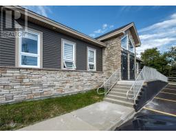Unit 3 - 75 Airport Road thumbnail 4