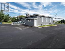 Unit 3 - 75 Airport Road thumbnail 6