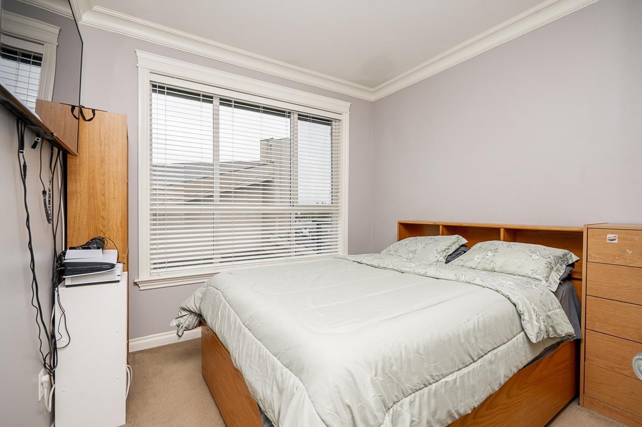 408 32729 GARIBALDI DRIVE, Abbotsford - Image 1