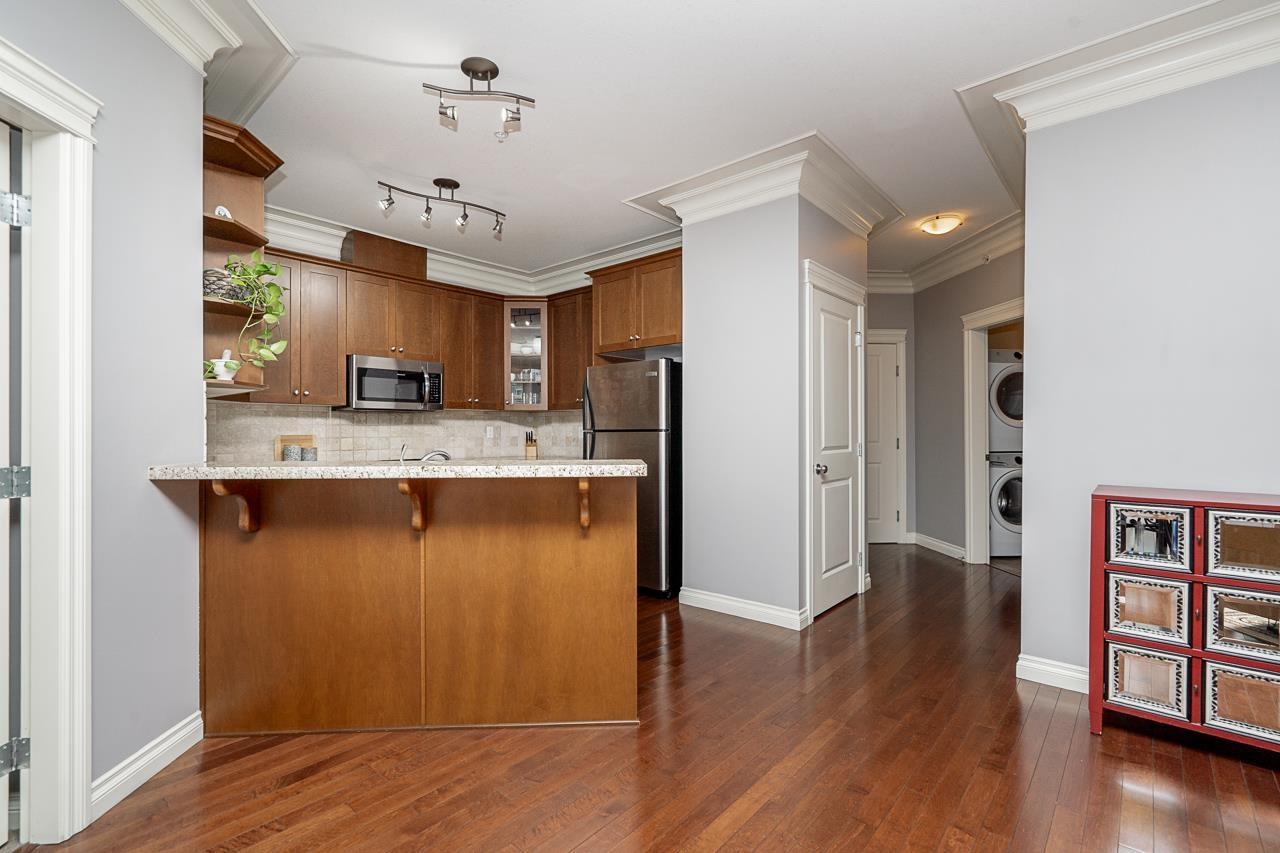 408 32729 GARIBALDI DRIVE, Abbotsford - Image 1