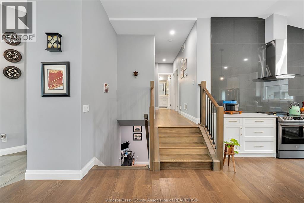 1343 CLEARWATER AVENUE, Windsor — photo 12