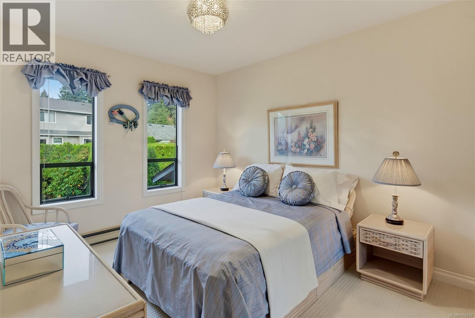 4246 Maimie Pl - 34
