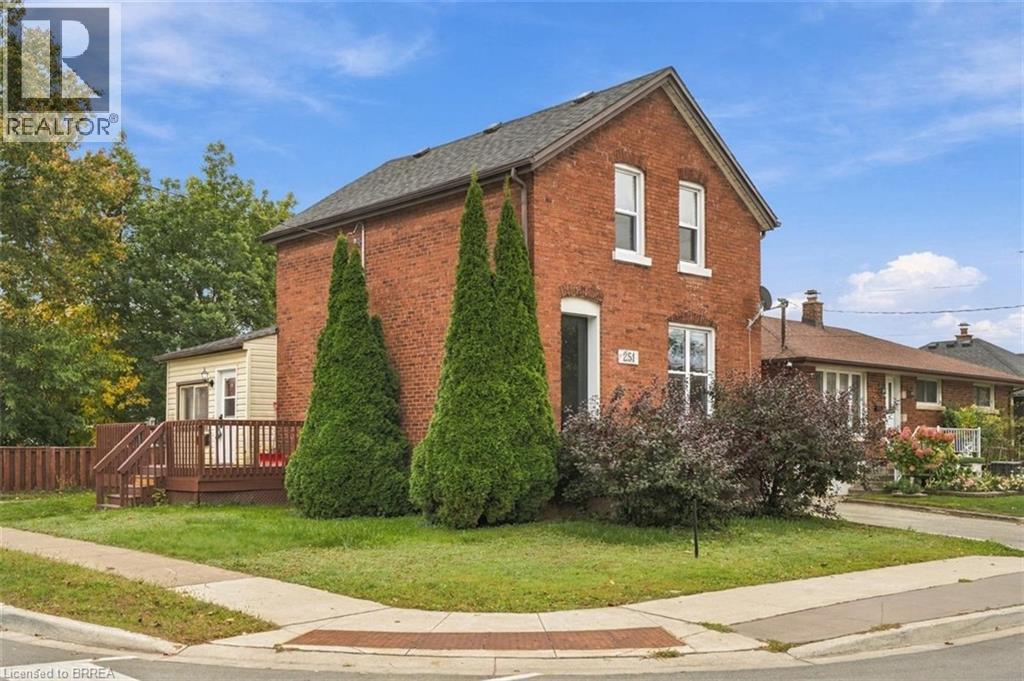 251 RAWDON Street, Brantford — photo 2