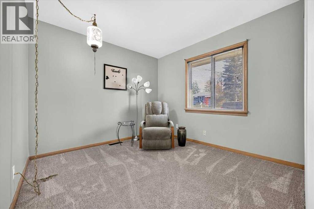 4339 70 Street NW, Calgary — photo 30
