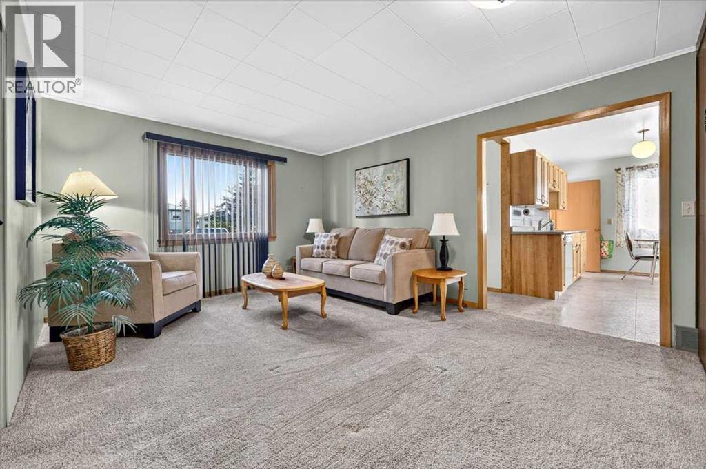 4339 70 Street NW, Calgary — photo 29