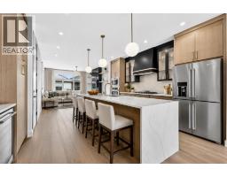 8519 48 Avenue Nw, Calgary, AB T3B2B1 Photo 19