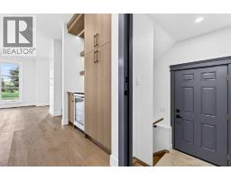 8519 48 Avenue Nw, Calgary, AB T3B2B1 Photo 39