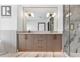 8519 48 Avenue Nw, Calgary, AB T3B2B1 Photo 35