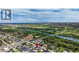 Bedroom - 8519 48 Avenue Nw, Calgary, AB T3B2B1 Photo 10
