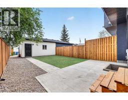8519 48 Avenue Nw, Calgary, AB T3B2B1 Photo 47
