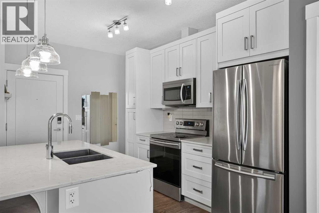 217, 10 Walgrove  SE