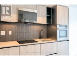 704 - 2 Augusta Street, Toronto, ON M5V1Y4 Photo 7