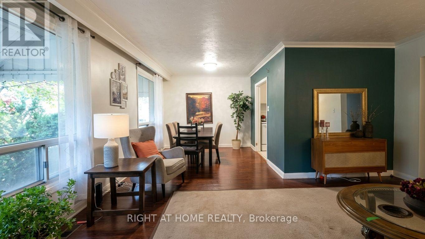 183 MAXOME AVENUE - 4