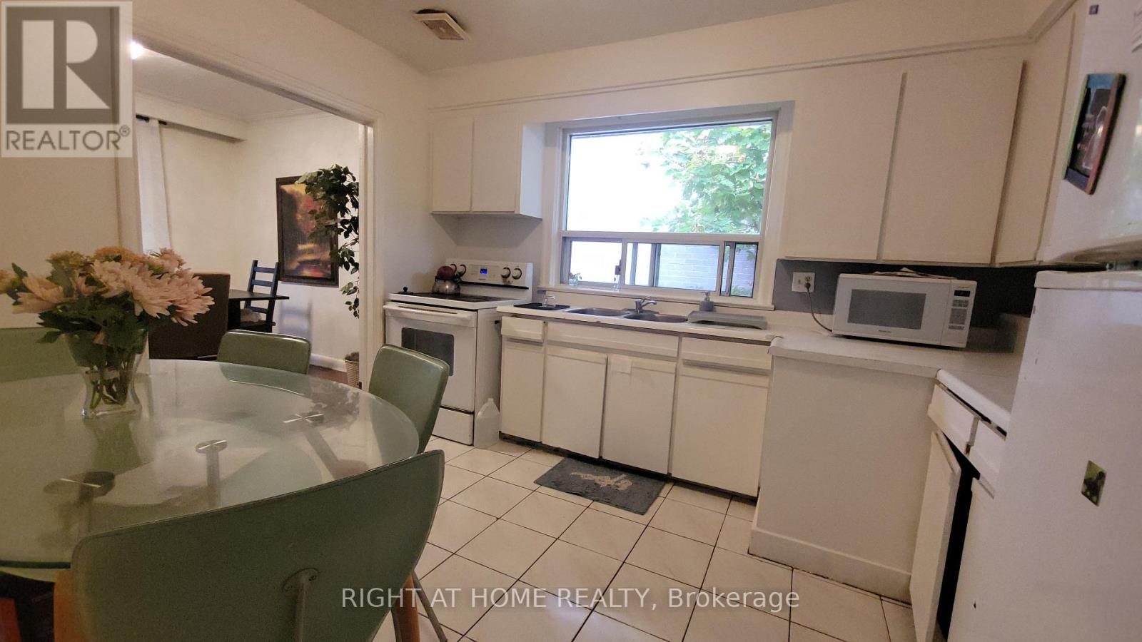 183 MAXOME AVENUE - 6