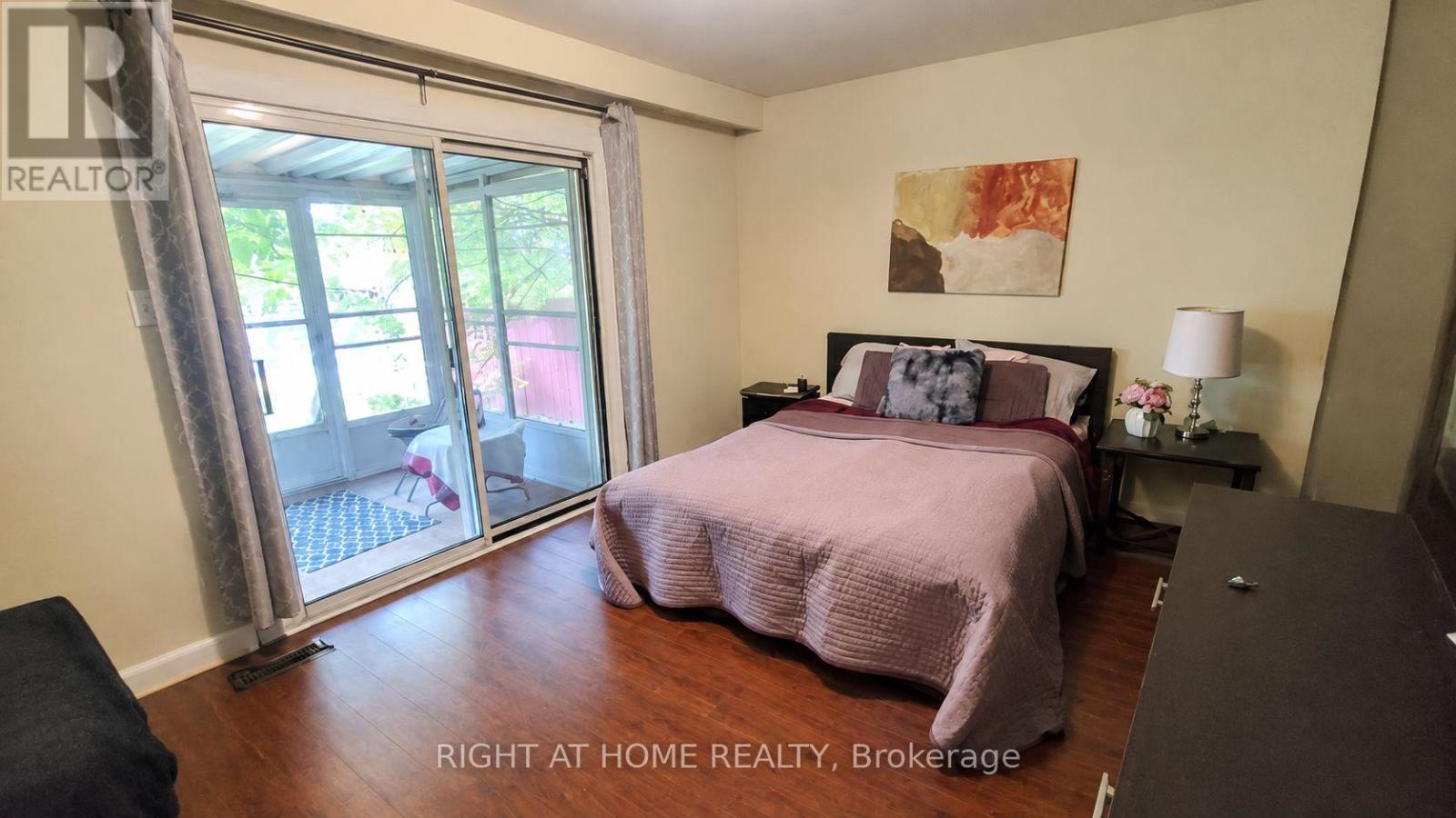 183 MAXOME AVENUE - 7