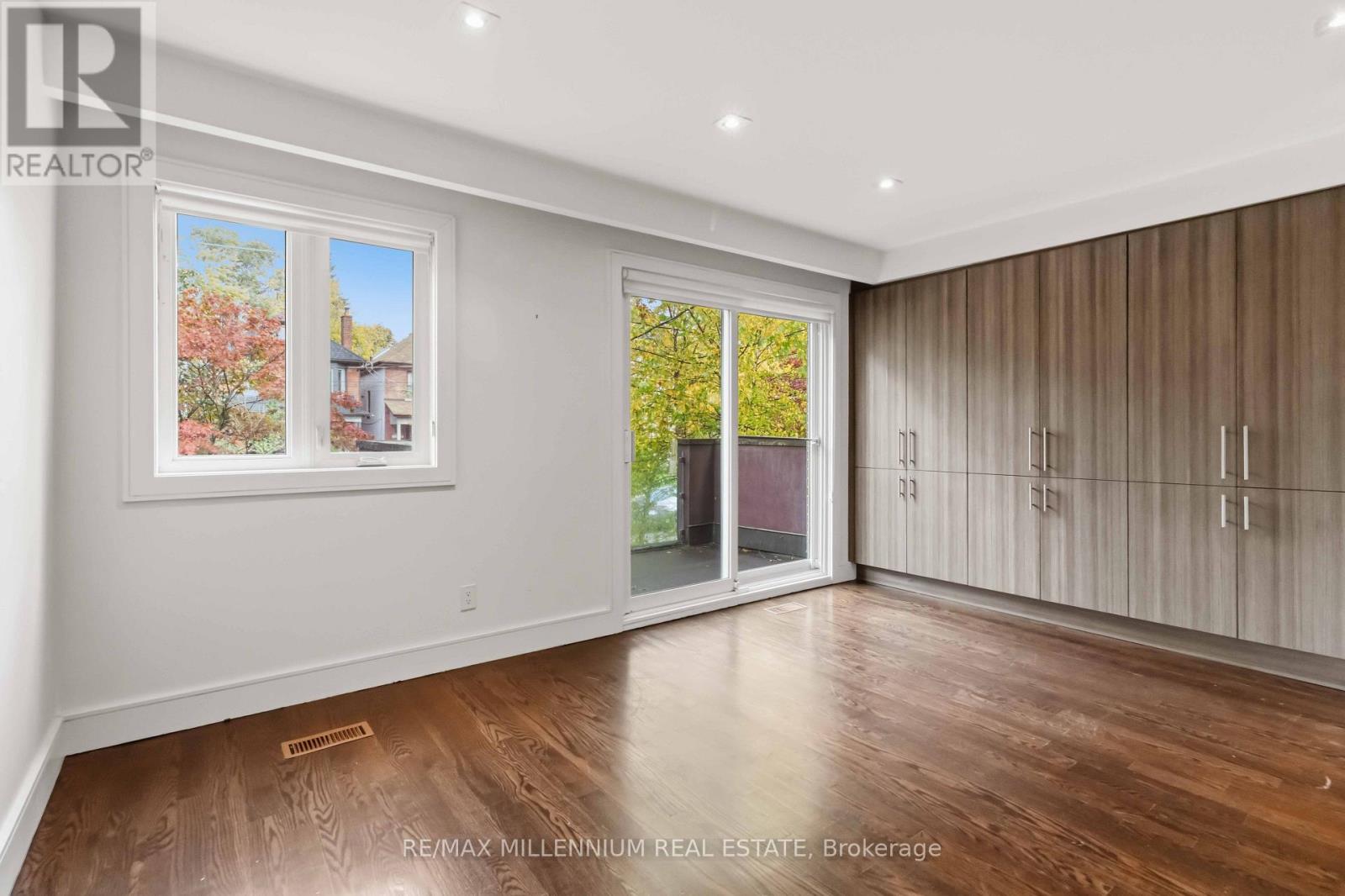 65 Castlefield Avenue, Toronto, ON photo 19
