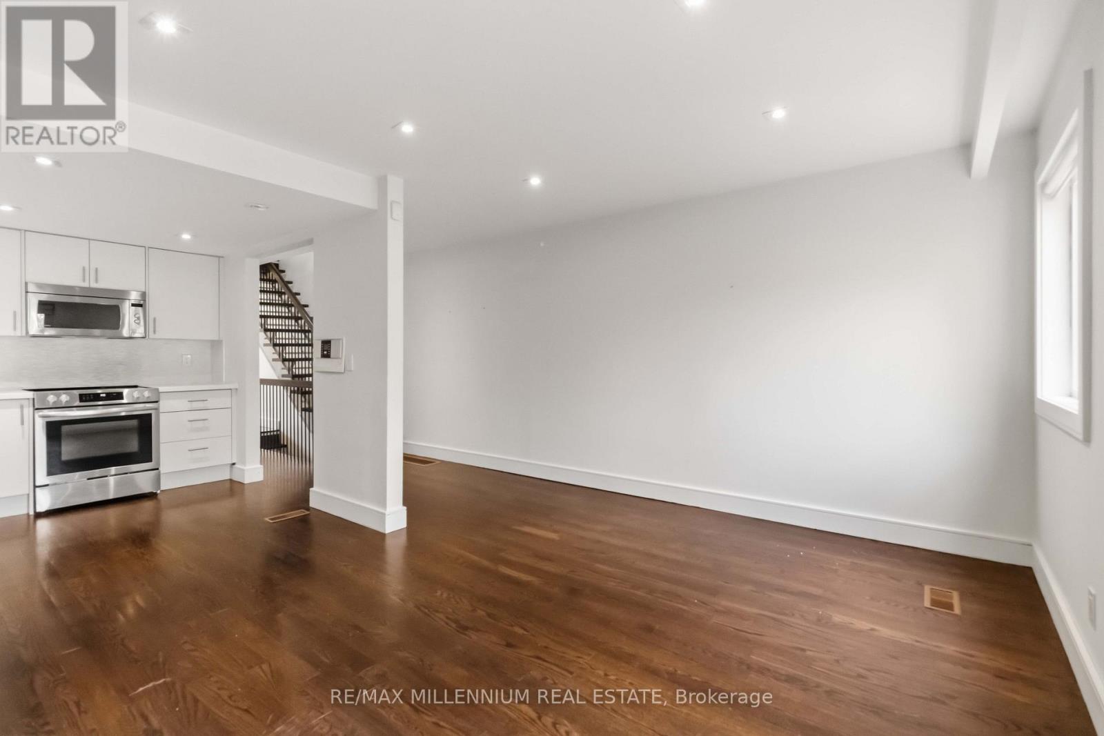 65 CASTLEFIELD AVENUE - 22