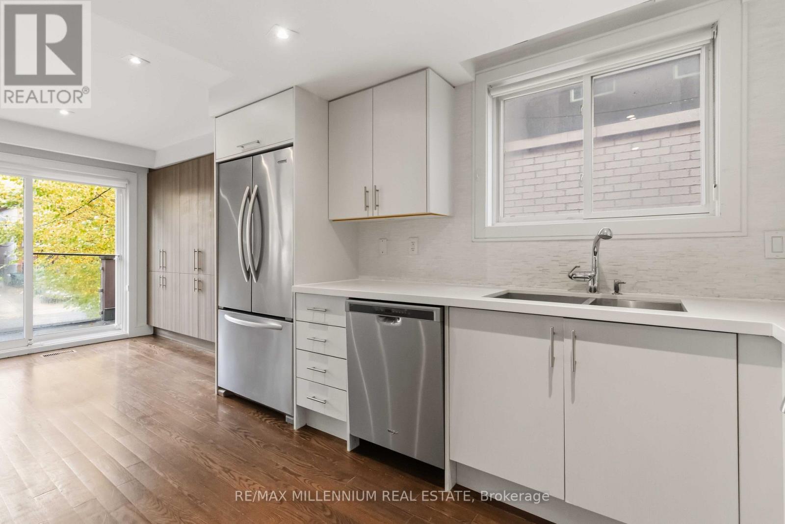 65 Castlefield Avenue, Toronto, ON photo 28
