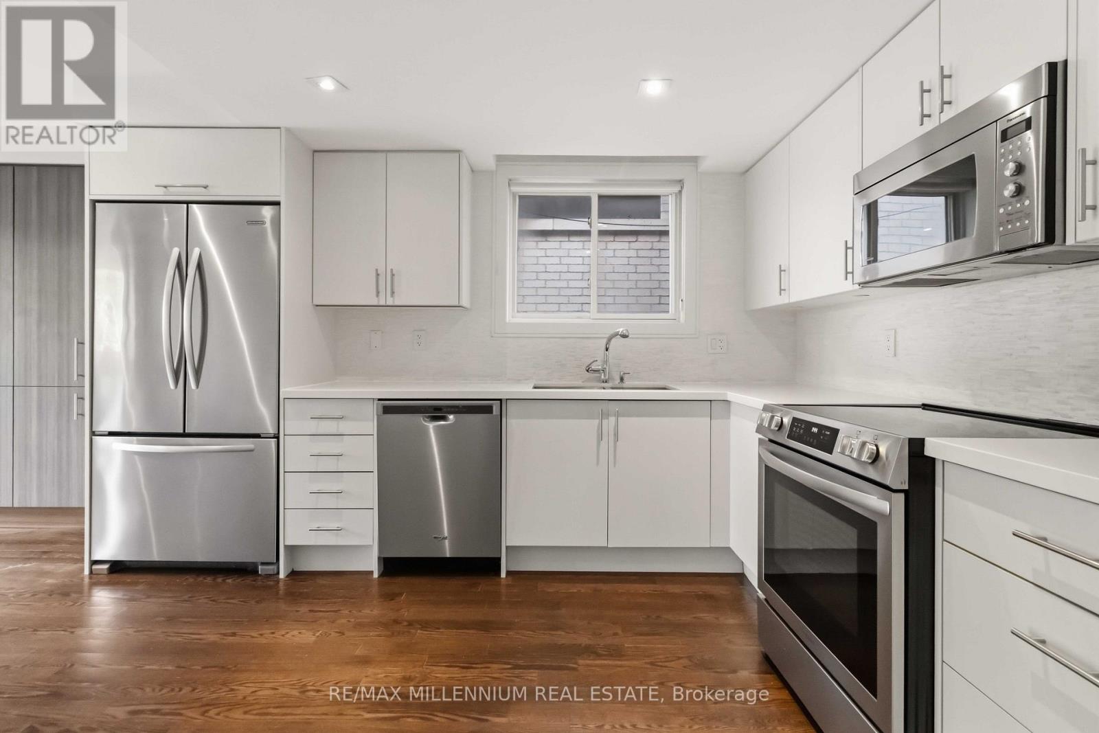 65 CASTLEFIELD AVENUE - 30