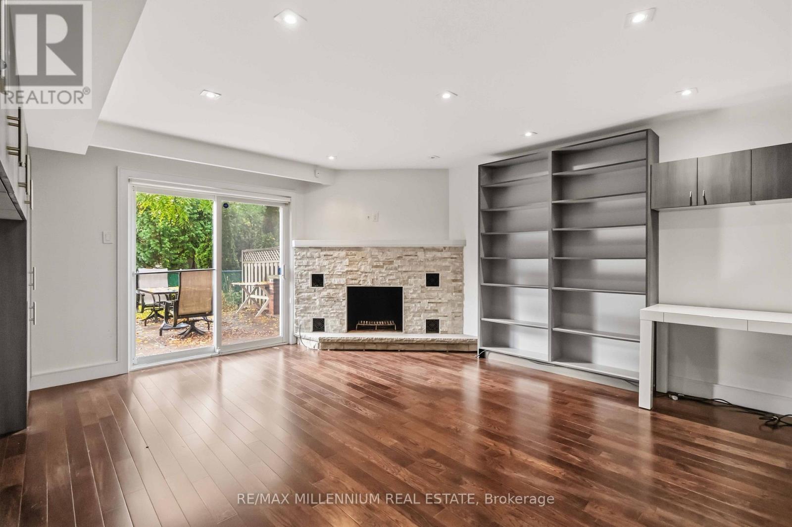 65 Castlefield Avenue, Toronto, ON photo 9