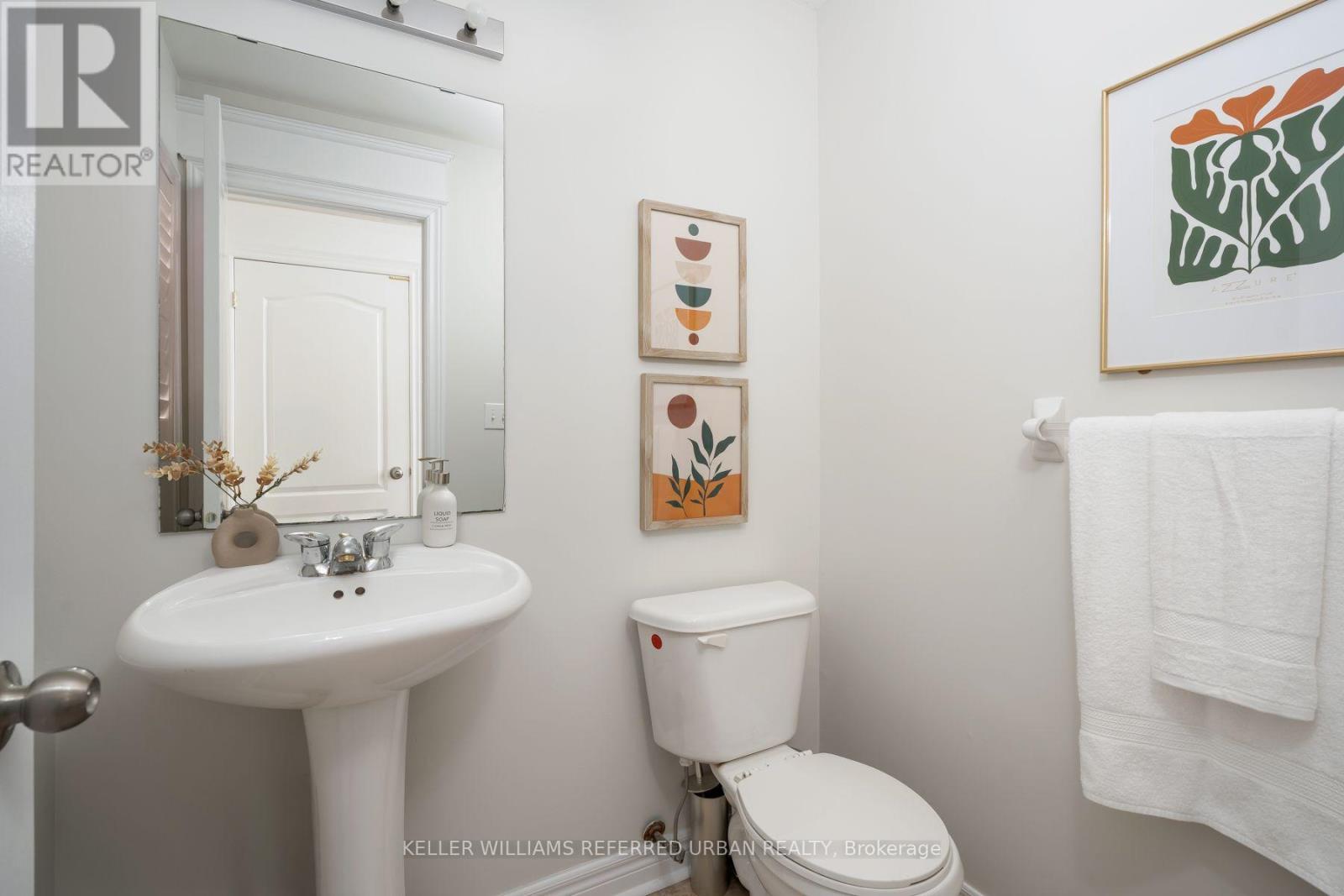 19 Kayak Crescent, Toronto, ON photo 17