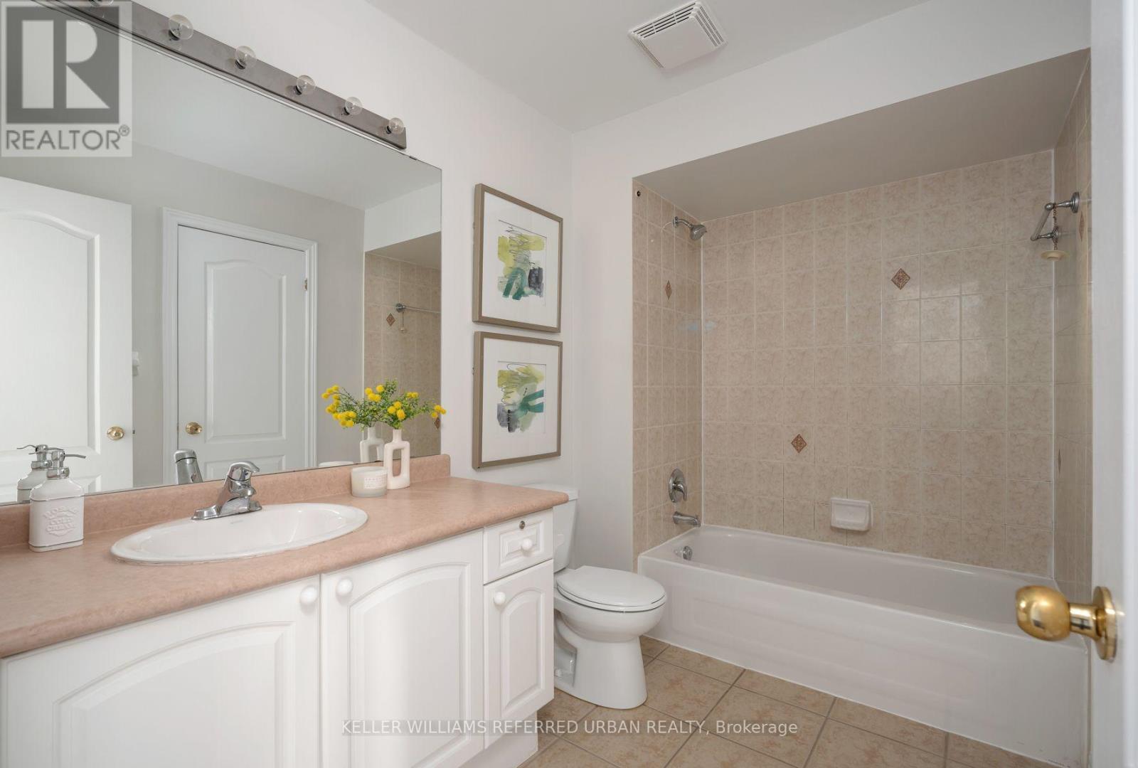 19 Kayak Crescent, Toronto, ON photo 25