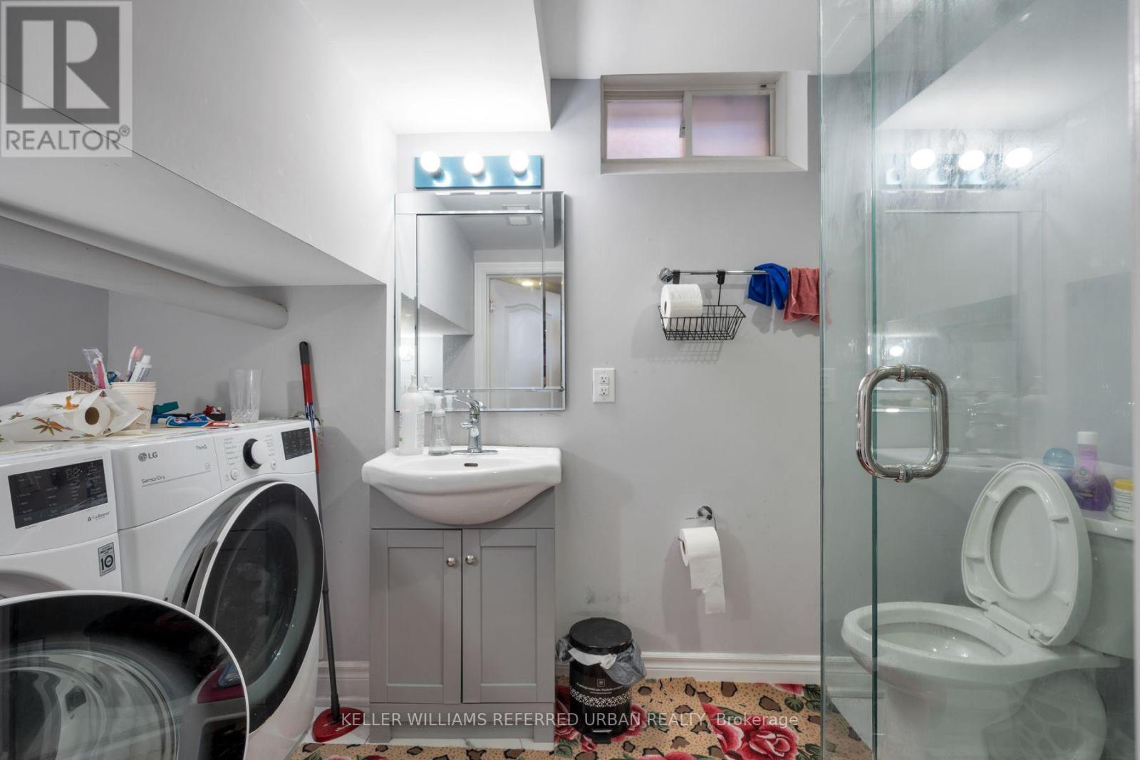 19 Kayak Crescent, Toronto, ON photo 45