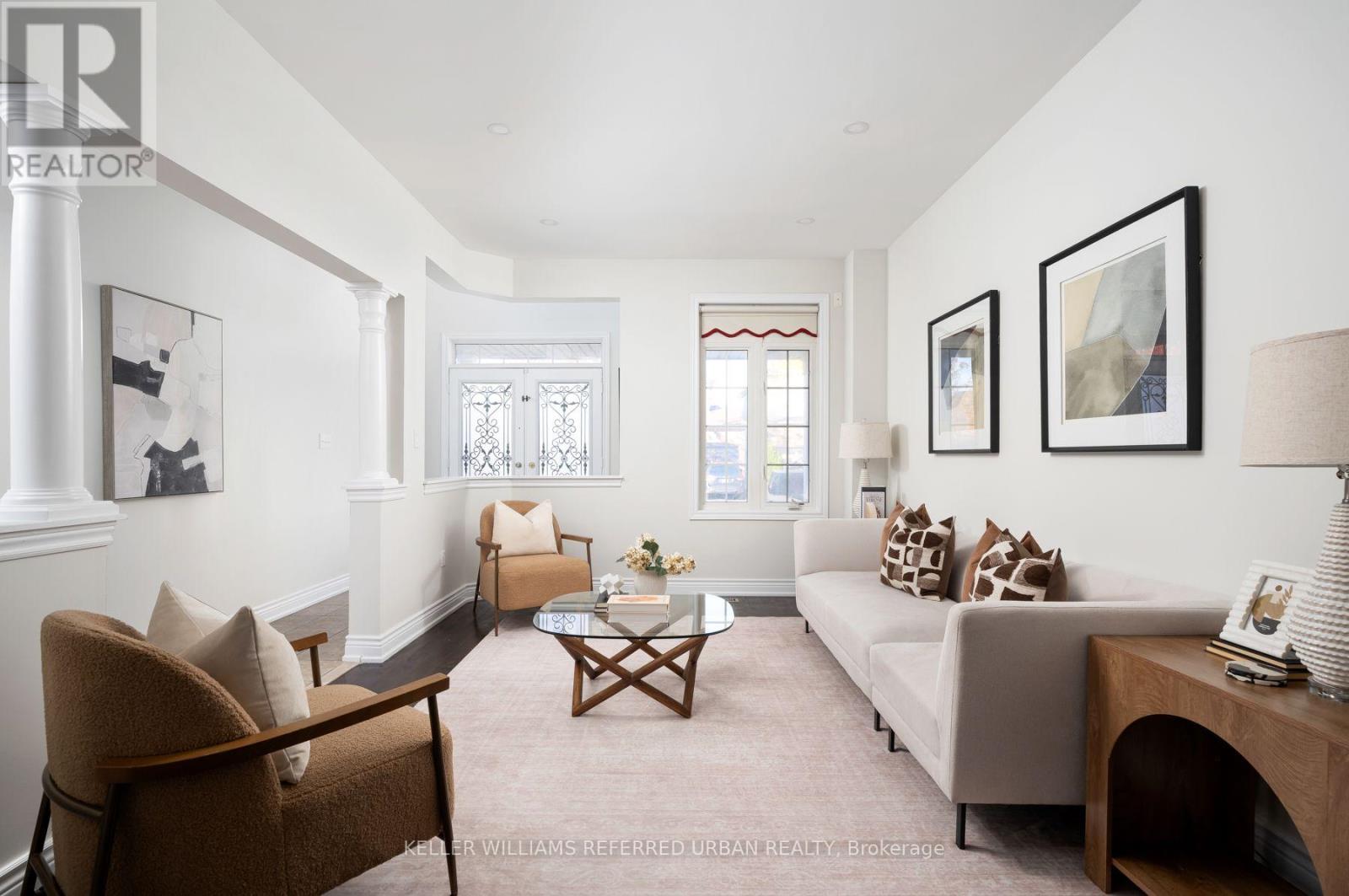 19 Kayak Crescent, Toronto, ON photo 5