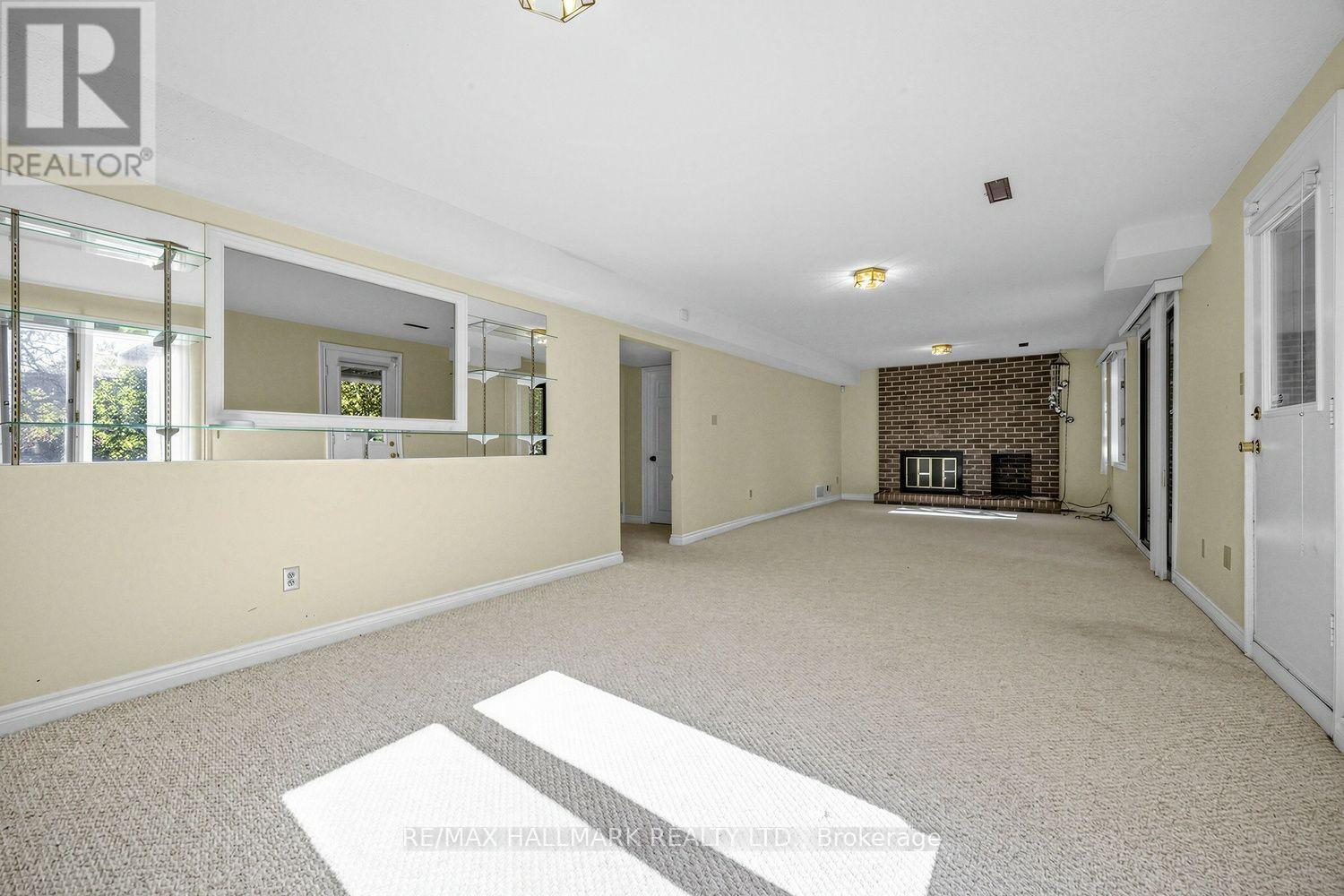 25 CYGNUS DRIVE - 31